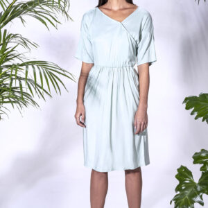 Summer dress available in pink and green. Made from stretch cupro.